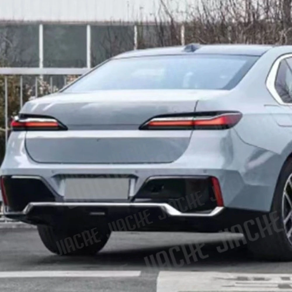 

JIACHE Bodykits Front Bumper Lip Rear Spoiler Wing Rear Diffuser With Exhaust Tips Side Skirts For BMW 7 Series G70 Sport 2023+