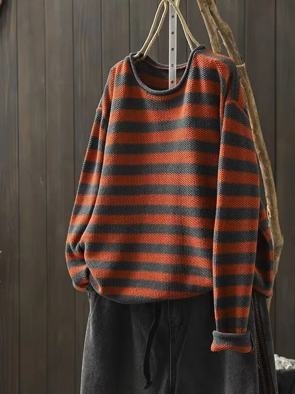 เสื้อสเวตเตอร์ถักลายทางสไตล์เรโทรทรงหลวมสำหรับผู้หญิง ฤดูใบไม้ร่วง 2025 ไซส์พลัส สีพื้น ช่วยให้ดูผอมเพรียว