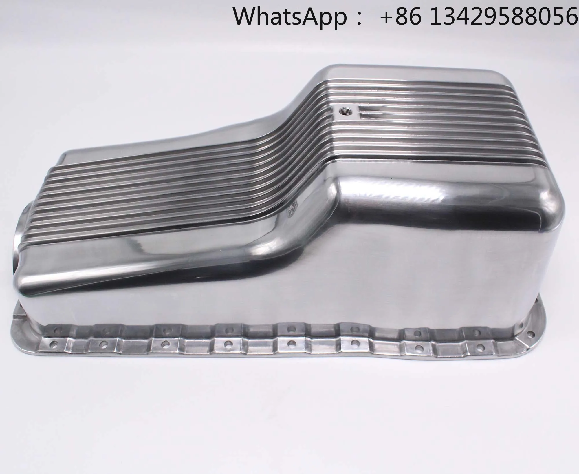 1962-82 SBF Polished Aluminum Oil Pan for Retro Finned Front Sump New Condition Compatible with 260 289 302 SRN8446 VA1955