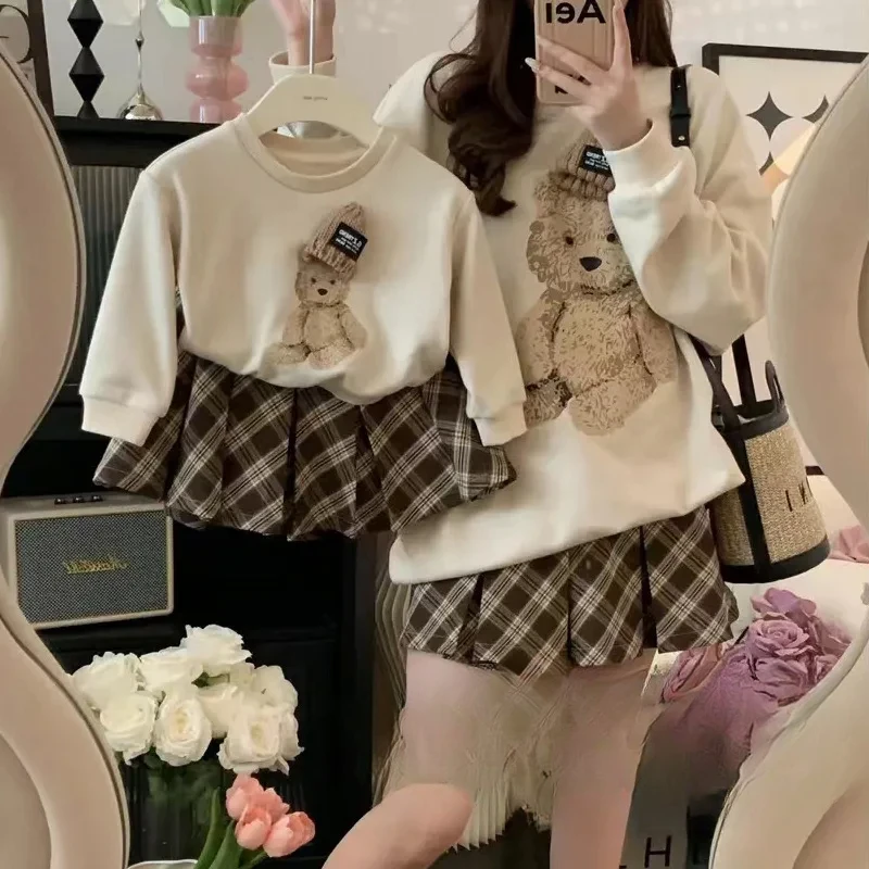 

Mommy And Daughter Matching Clothes Mother And Baby Girls Outfits Women Sets Mom Children's Hoodies Plaid Skirts Two Piece Suit