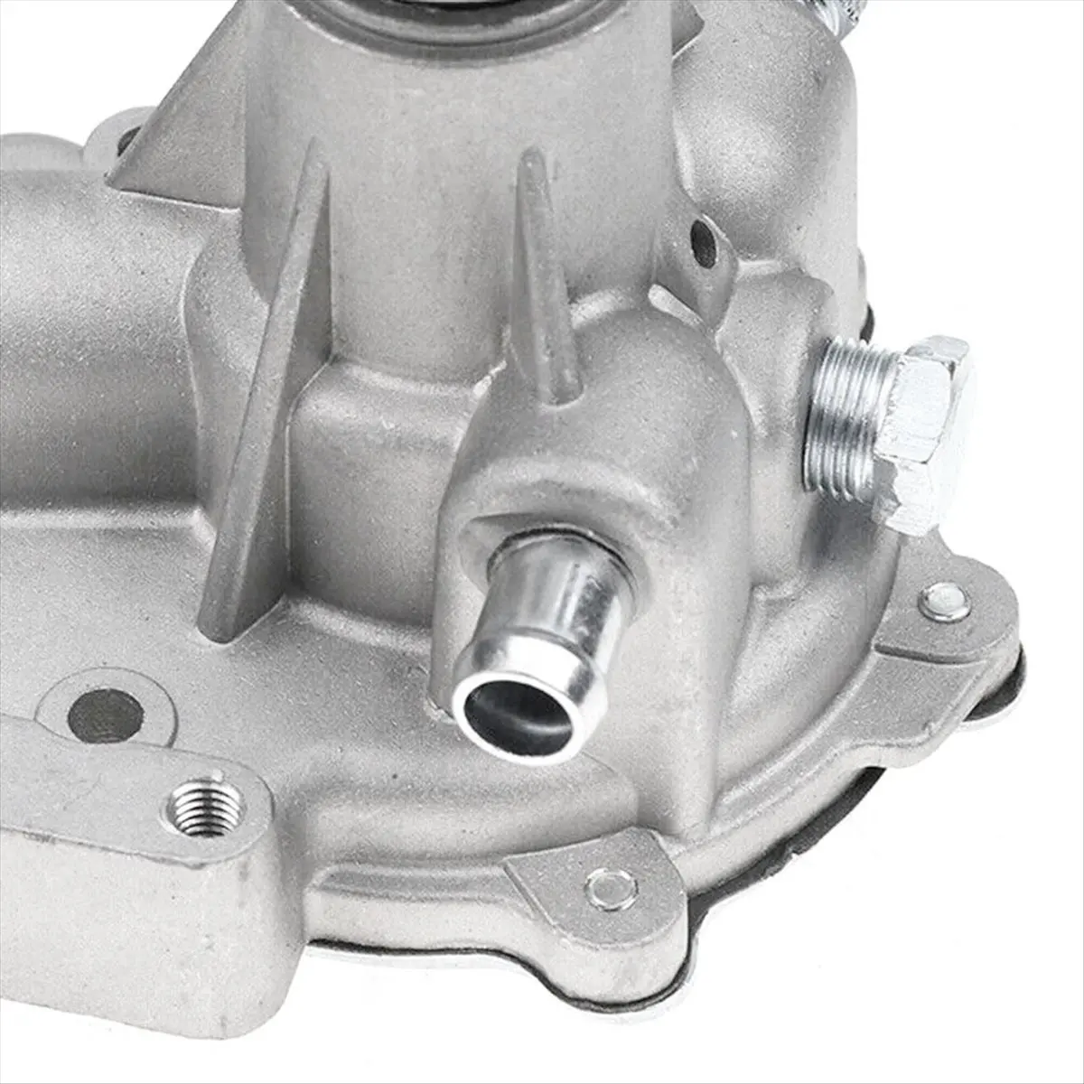 11.11U45017952 145017950 145017951 Water Pump for HL403C-15 HP404C-22 HR404C-22T