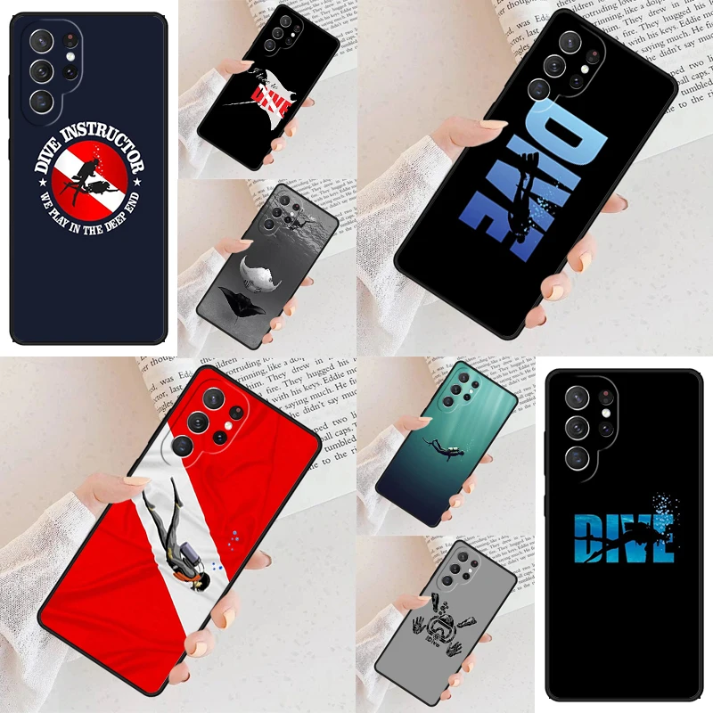 Dive Scuba Diver Shark Diving Phone Case For Samsung Galaxy S24 S23 S22 S21 Ultra S10 Note 10 Pro S20 Plus FE S9 S8 Cover