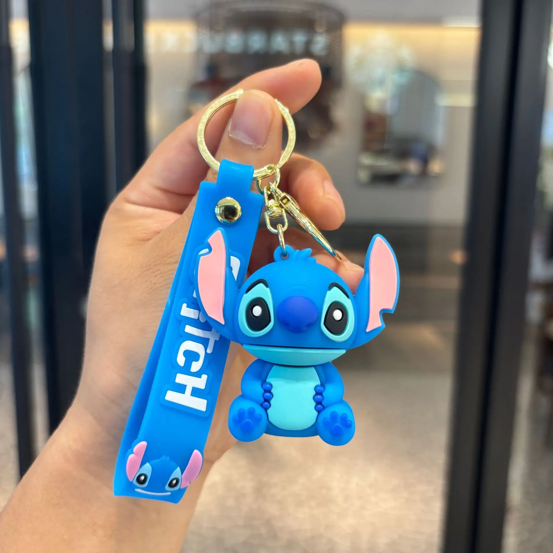 Lindo llavero de punto PVC accesorio de coche moda llavero Transformable muñeca máquina premio Anime regalo