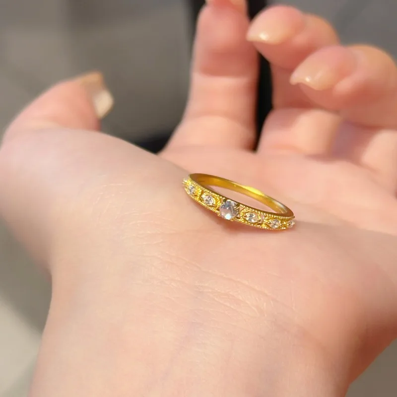 Xiaohongshu شعبية الذهب جوفاء سطح البيض حلقة الإناث المتخصصة شخصية الموضة مزاجه ضوء الفاخرة مطعمة الزركون الدائري #4