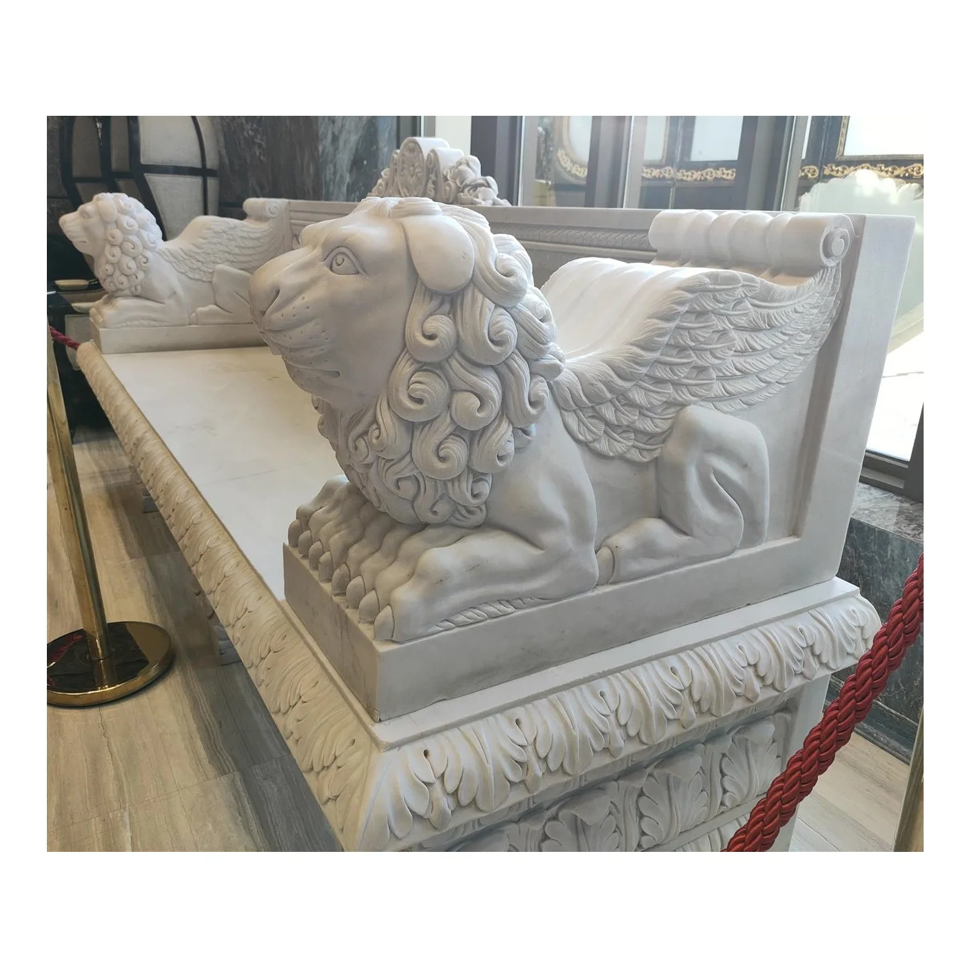 Hand Carved European Design Durable Marble Bench White Marble  Lion Statue for Outdoor Garden Decoration Deposit Only