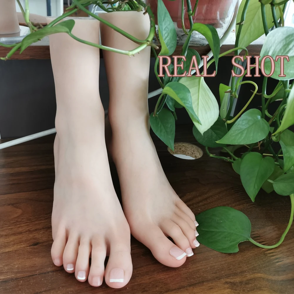 Realistic Silicone Material Female Hands Foot Model Lifelike Silicone Hand Foot Mannequin for Hand Art Jewelry Display