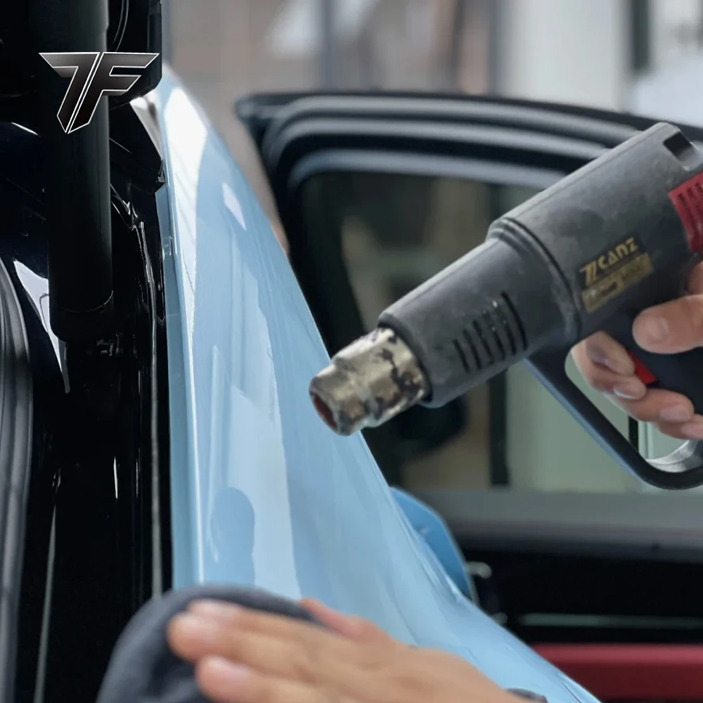 تسليم سريع 7F فيلم عالي اللمعان تغيير لون الفينيل PET الأرجواني رمادي أزرق يلتف السيارة الملونة