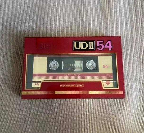 

For maxell udii blank tape 54 minutes 1985 version second class medium and advanced