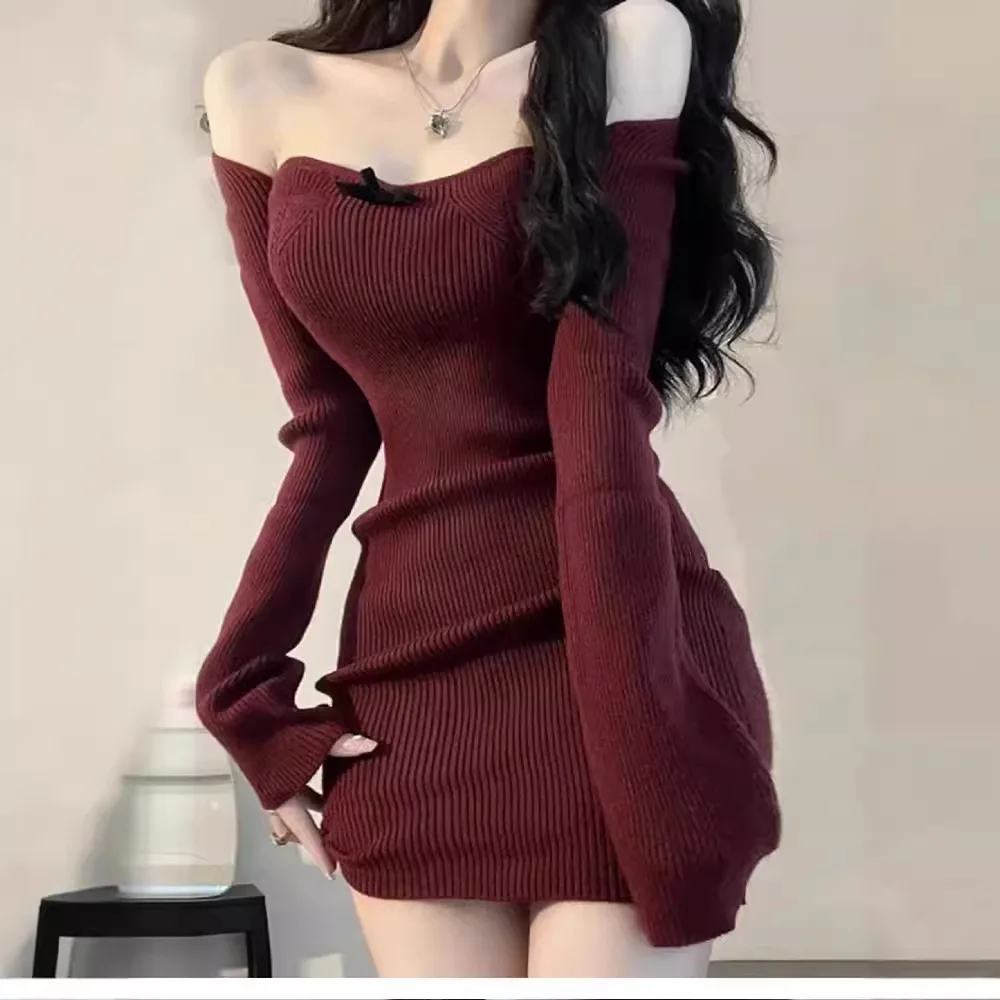 Red Square Neck Knitted Dress Women's Closed waist Autumn and Winter Inside Bottom Skirt Sweater