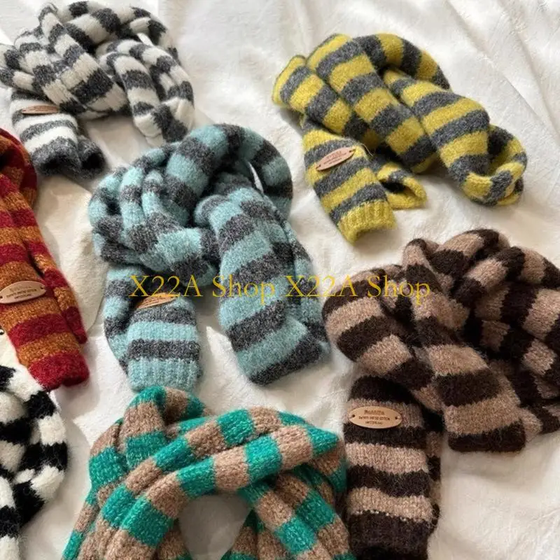 Unique Striped Scarf Lightweight Ribbed Texture Neckerchief Fashionable Unisex Neck Wrap Scarf For Cold Weather