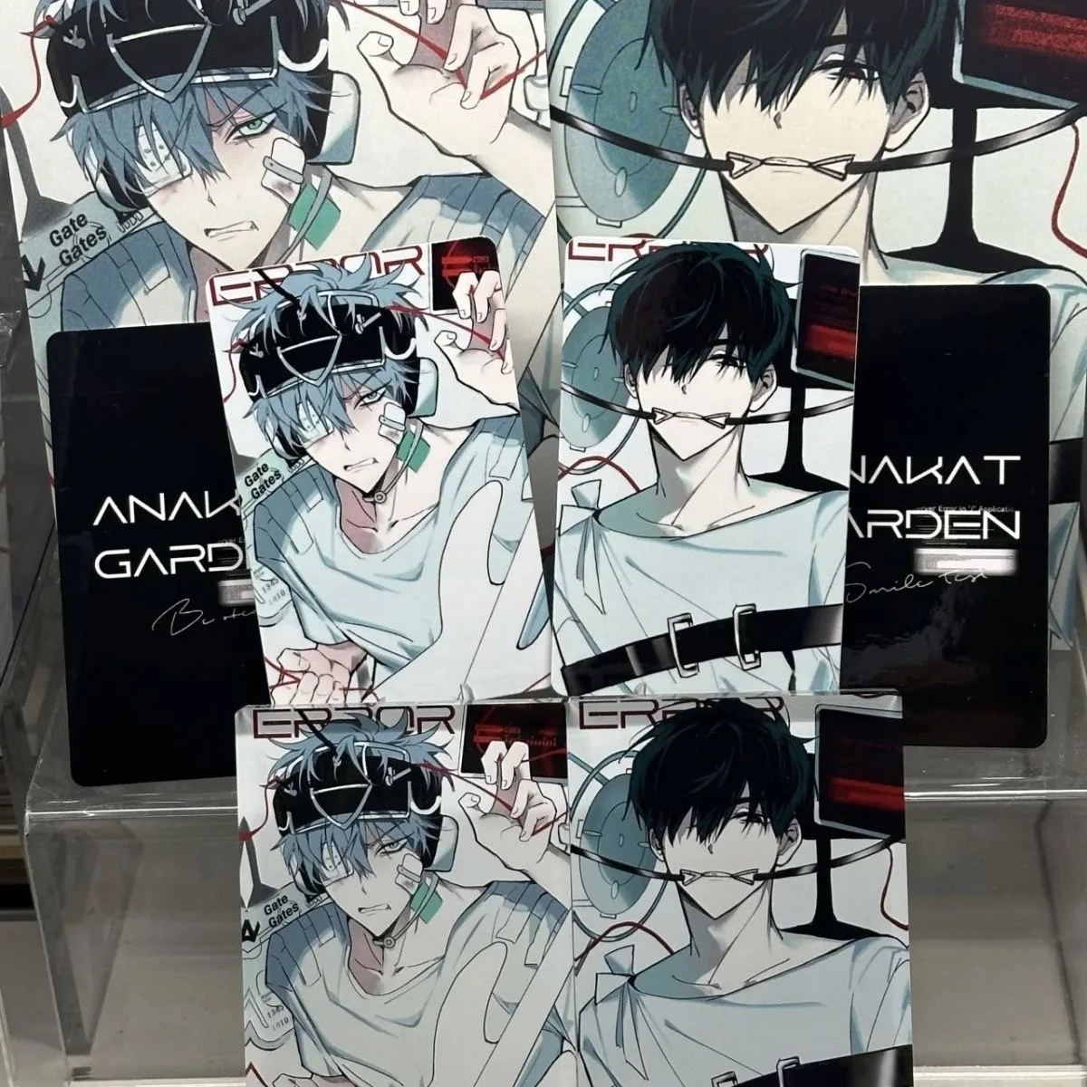 4PCS Ivan Till Anime Small Card Alien Stage 3inch Photo Cards Exquisite Collection Ornament Friends Gift Anime Accessories Props