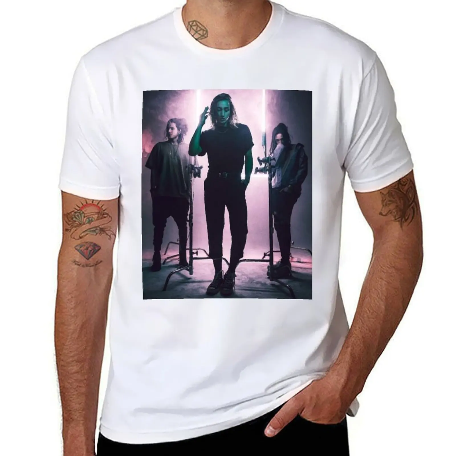 

Chase Atlantic Photo T-Shirt man t shirts for men casual anime tshirt T-Shirt