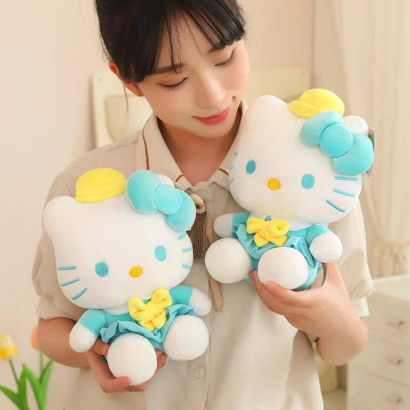 Kawaii Sanrio peluche stile asilo Hello Kitty bambola di pezza carino compleanno Natale regali di Halloween per bambini