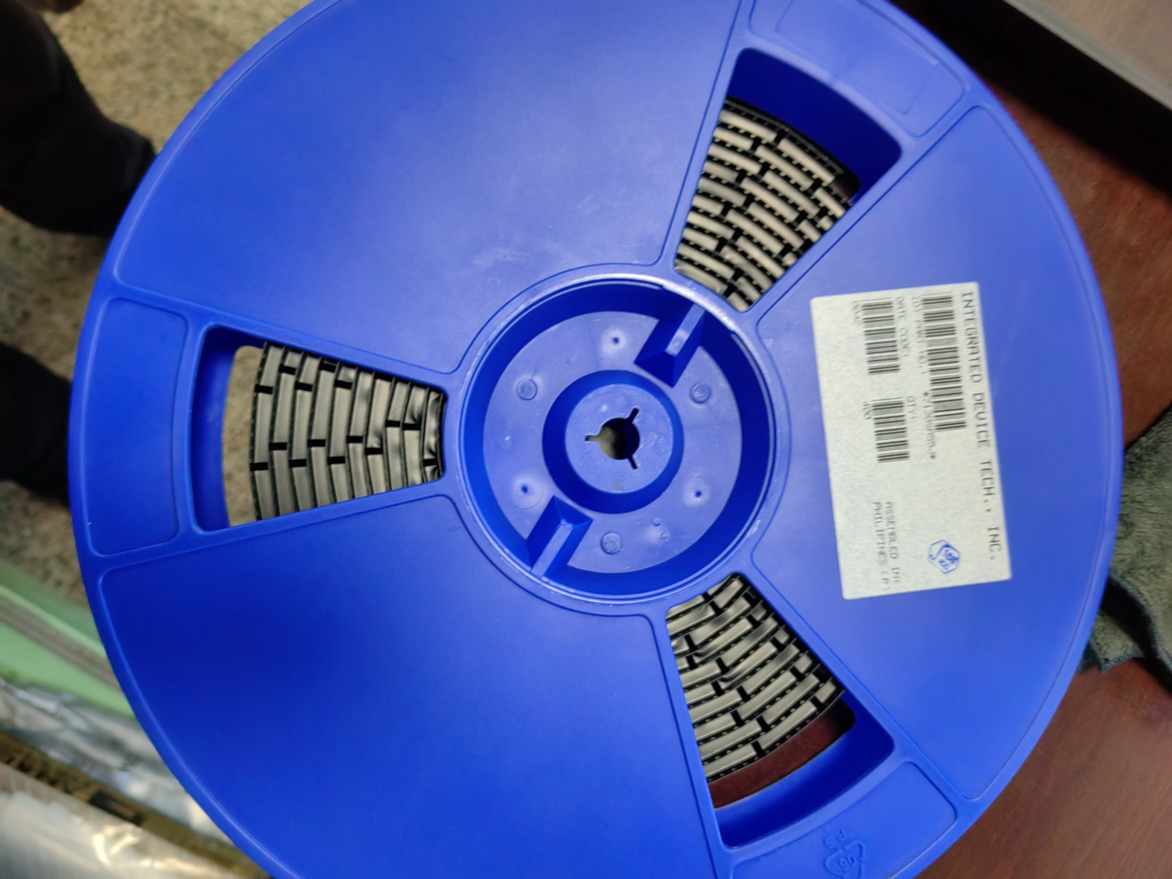 5PCS   IDT7130SA55J  PLCC52  Integrated circuit brand new, original, real inventory, in stock, fake, one loss for ten