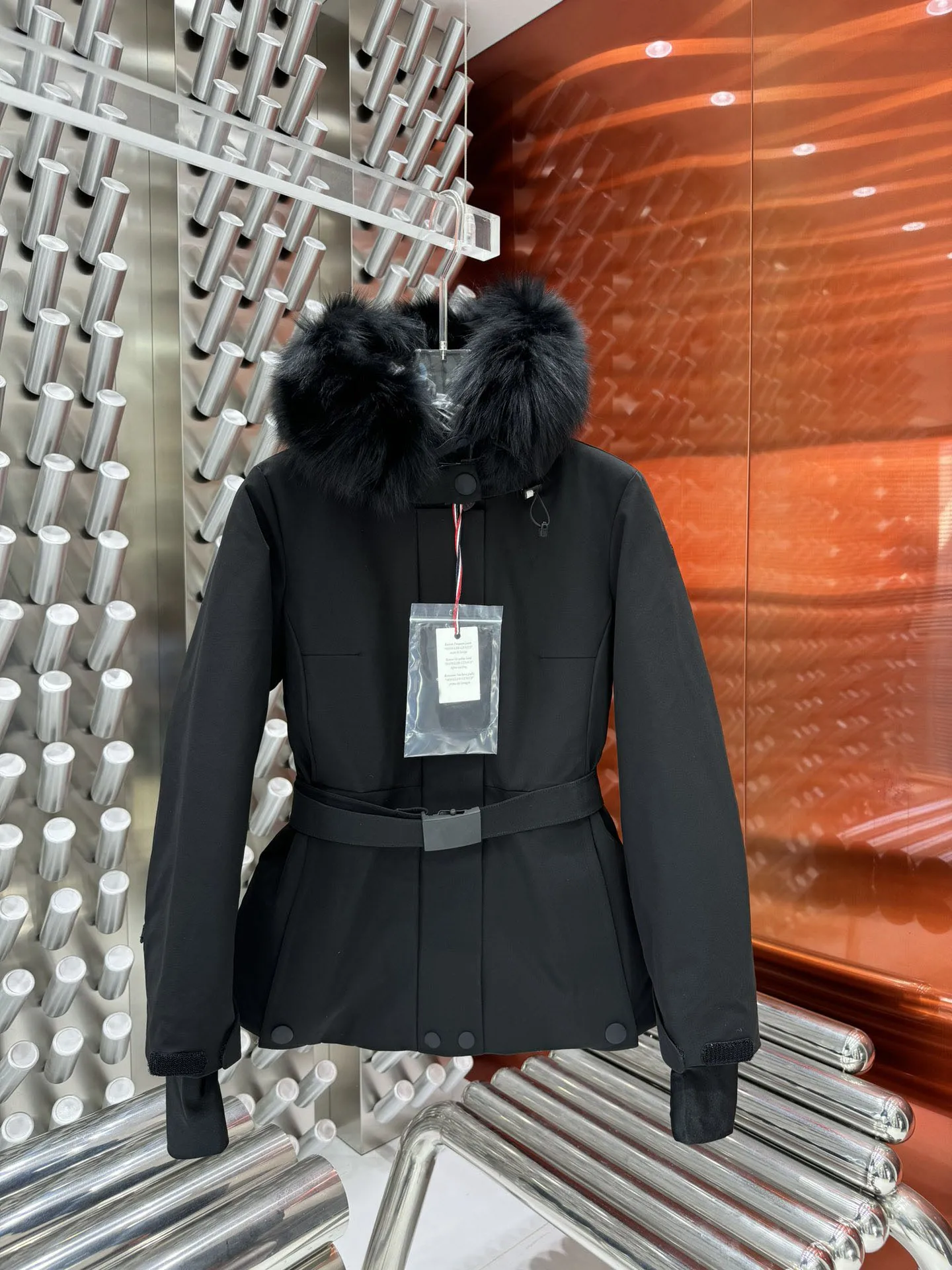 2024 moda de invierno nueva ropa de mujer chaqueta de plumón con cuello de piel 1102