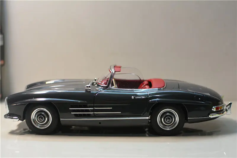 Diecast Minichamps 1:18 Scale Benz 300 SL W198 Alloy Car Model