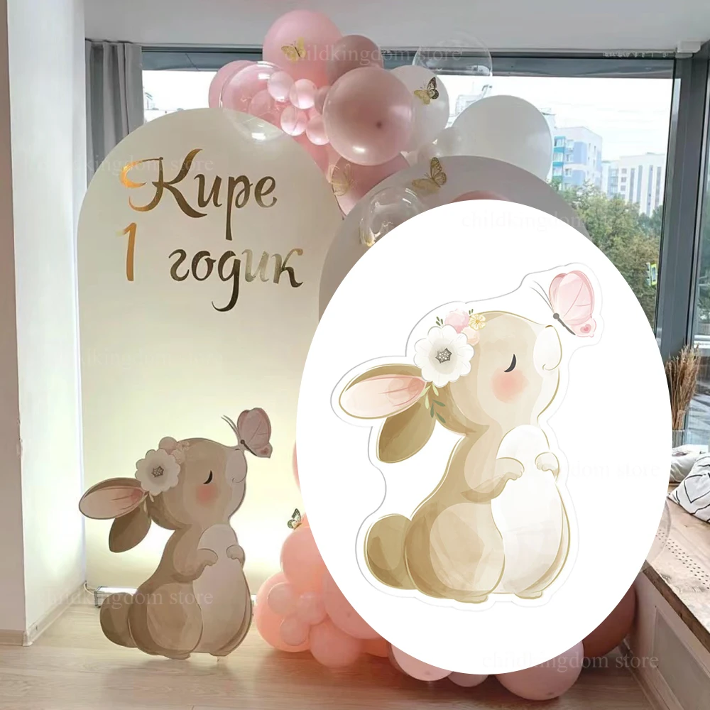 Décors de fête d\'anniversaire de découpes de lapin de papillon, toile de fond de nom personnalisé pour le fond de fête d\'anniversaire de mariage,