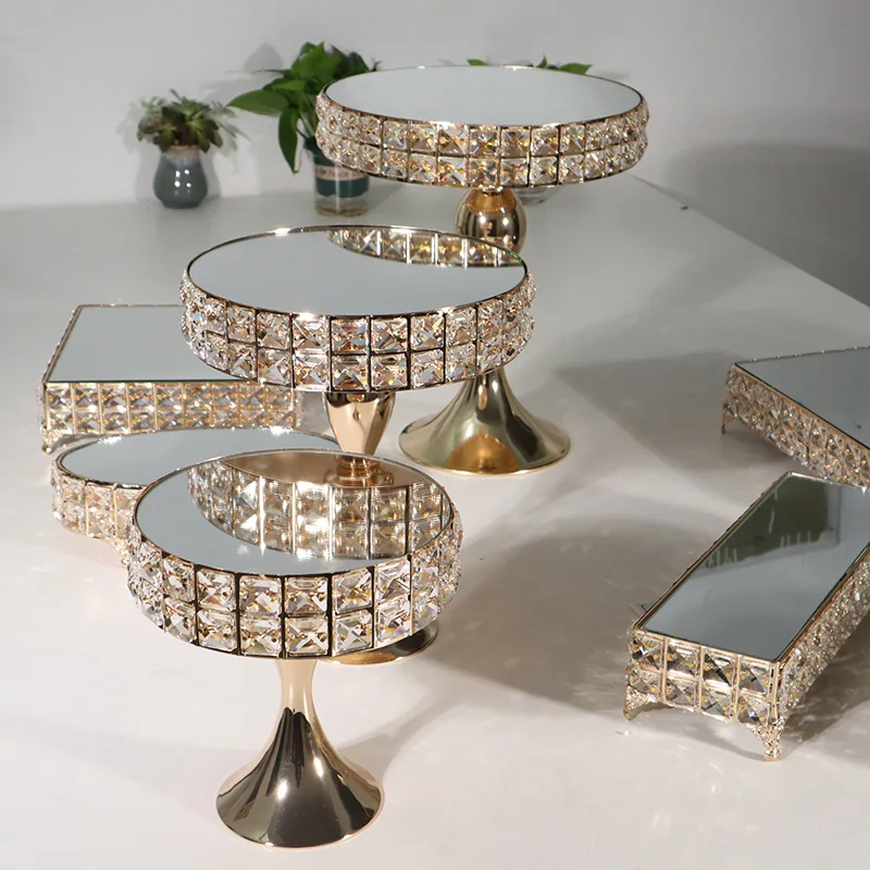 Hot sale birthday party decoration 3 pieces dessert stand cake display holder gold crystal metal cake stands for wedding cakes