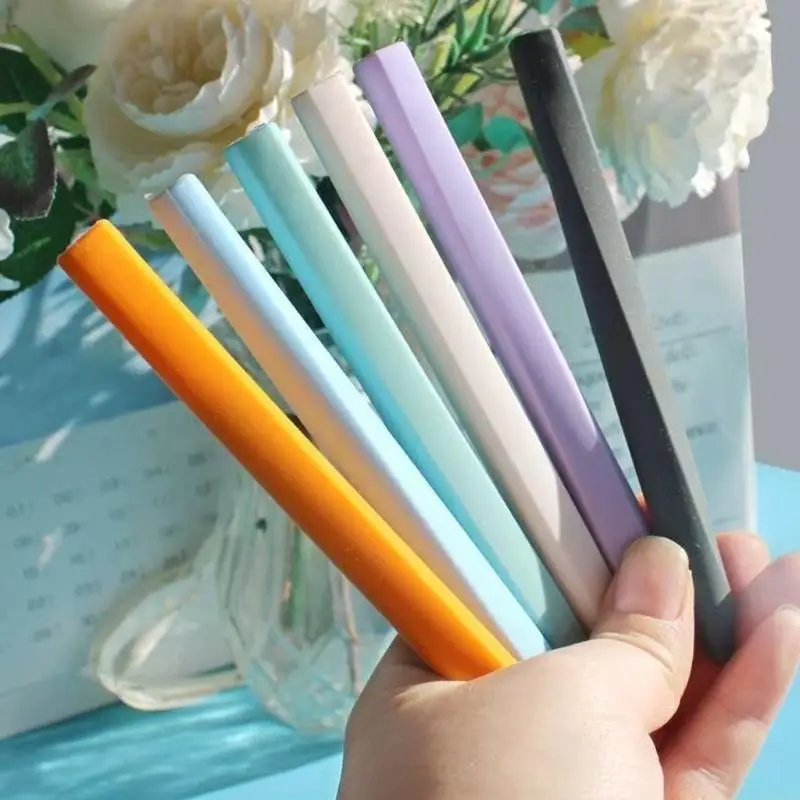 

Гелевая ручка с поворотными чернилами, быстросохнущая эргономичная ручка, пластиковая гелевая ручка для письма, черные чернила с