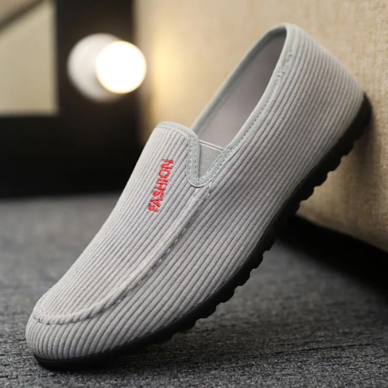 2025Men's Shoes Fashion Slip-On Loafers Outdoor Lightweight Walking Flats Comfort Driving Shoes for Men Non Slip Casual Sneakers