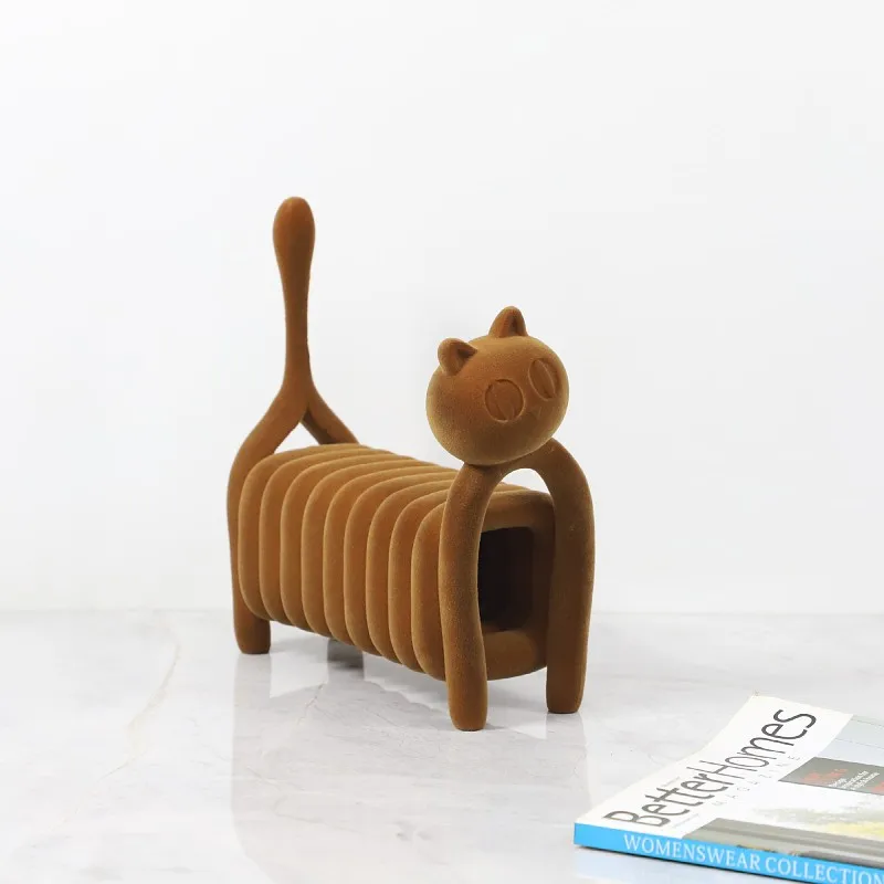 Cartoon Plush Resin Gorilla Animal Sculpture, Abstract Art Line Hollow Cat Model Sculpture, Living Room Decoration Small Statue