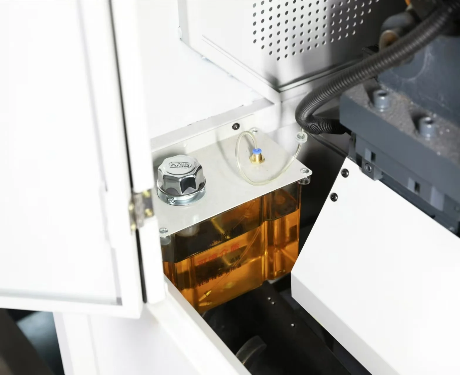 Used Automatic Horizontal Band Saw Machine Rotary Angle Metal Cutting Numerical Control Mechanical Pump Engine Construction