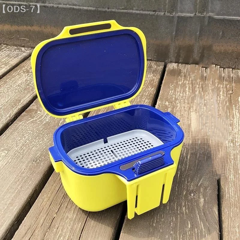 Portable Fishing Bait Box With Insulation Breathable Moisture Retention Vent Layer For Live Earthworms Lures Hook Fishing Tackle
