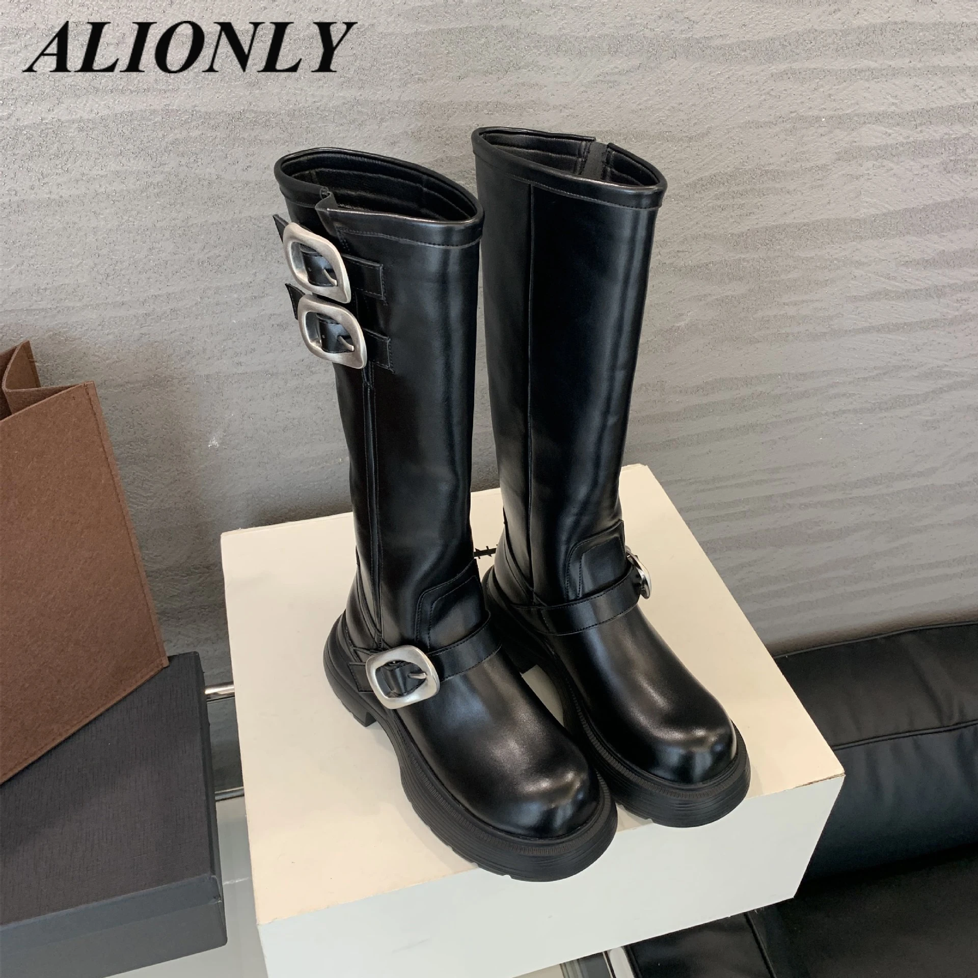 

Alionly/2026, новые женские ботильоны на массивной платформе с круглым носком и пуговицами на молнии, женская обувь на очень квадратном высоком каблуке в уличном стиле
