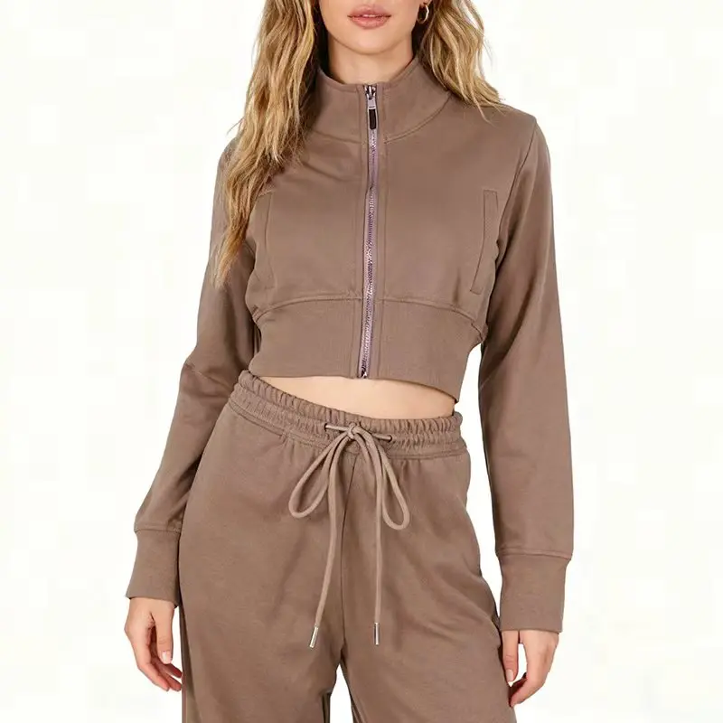 

Стильный укороченный свитшот на молнии и брюки с широкими штанинами на резинке и шнурке для женщин: комплект из двух предметов для спорта и повседневной носки