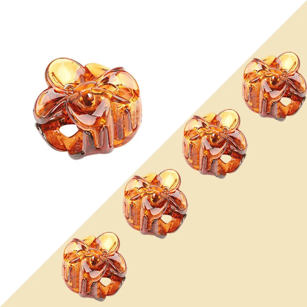 

24Pcs Plum Shaped Hairpins Durable Plastic Mini Hair Claw for Girls Women Attractive Flower Shape Hair Clip Plastic Hairpins