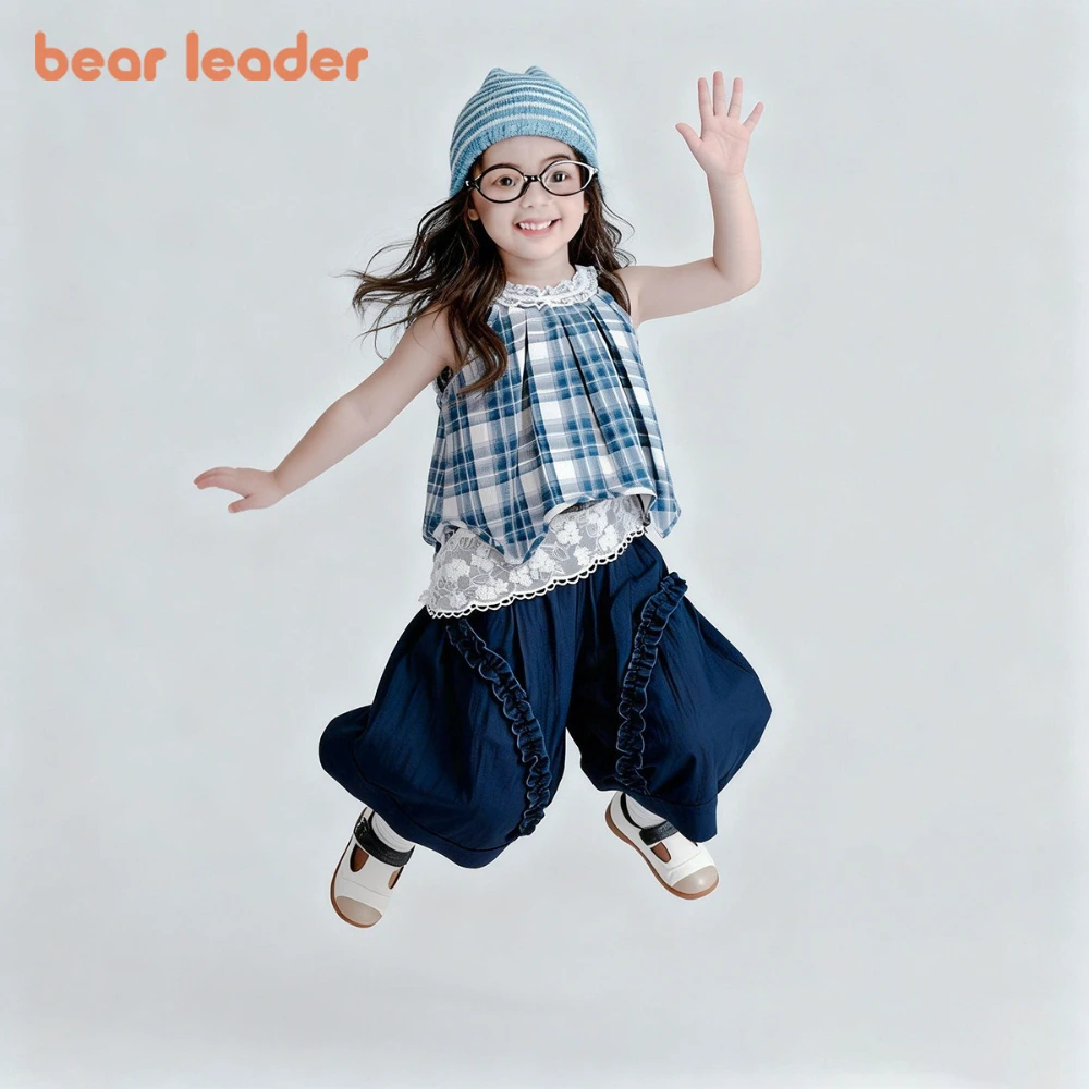 

Летняя модная новая детская одежда Bear Leader, топ без рукавов в корейском стиле с сетчатым принтом и кружевными вставками для девочек + повседневные брюки