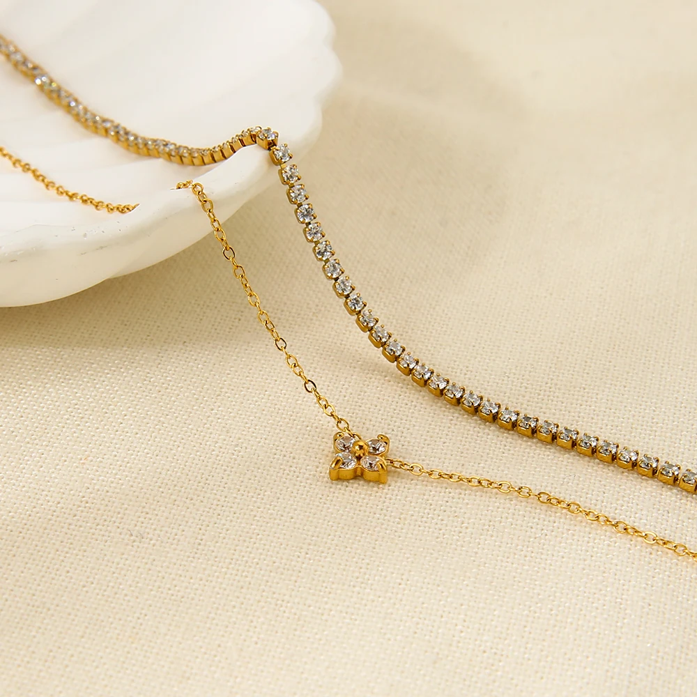 قلادة على شكل نجمة من الزركونيا مطلية بالذهب عيار 18 قيراط بطبقة مزدوجة من الفولاذ المقاوم للصدأ خفيفة فاخرة هدية #4