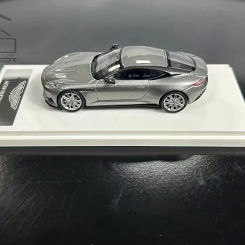 Diecast Original 1:64 Scale Martin DB12 Simulation Alloy Car Model Static Display Collectible Gift Souvenir Toy Decoration