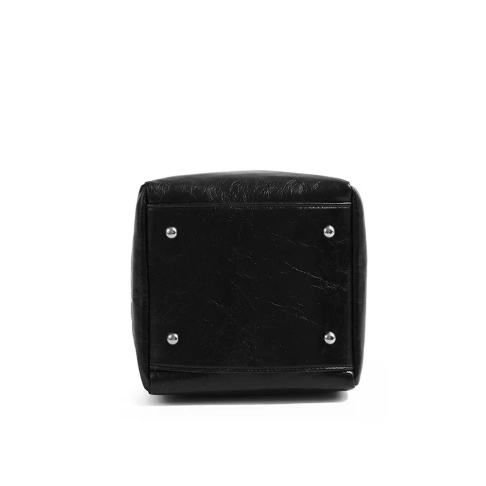 Leather Silver Crossbody Bag Solid Color Large Capacity PU Bucket Bag Multifunctional Korean Style Shoulder Bag Streetwear