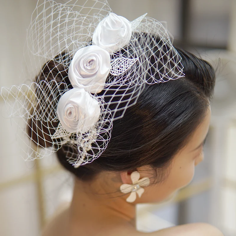 

Французская невеста, марлевый головной убор с белой розой, свадебное платье, аксессуары для укладки волос