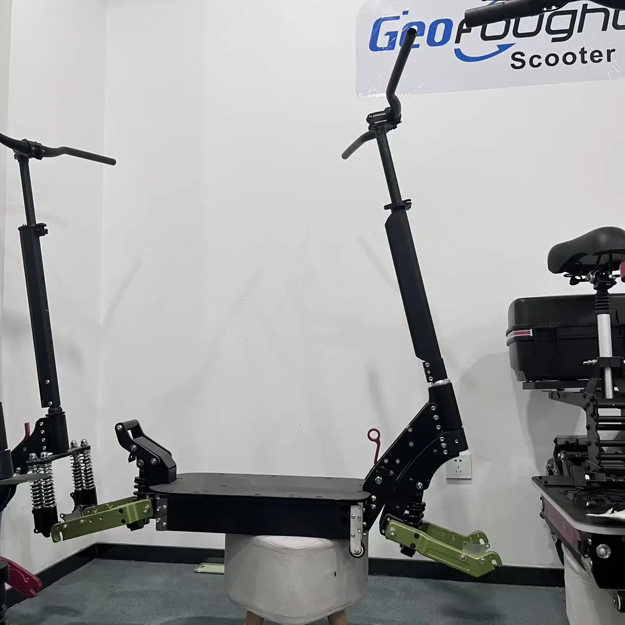 

Geofought M7 Electric Scooter Chassis Body 150mm Open Size 11inch Aluminium Alloy Frame with Mudguards