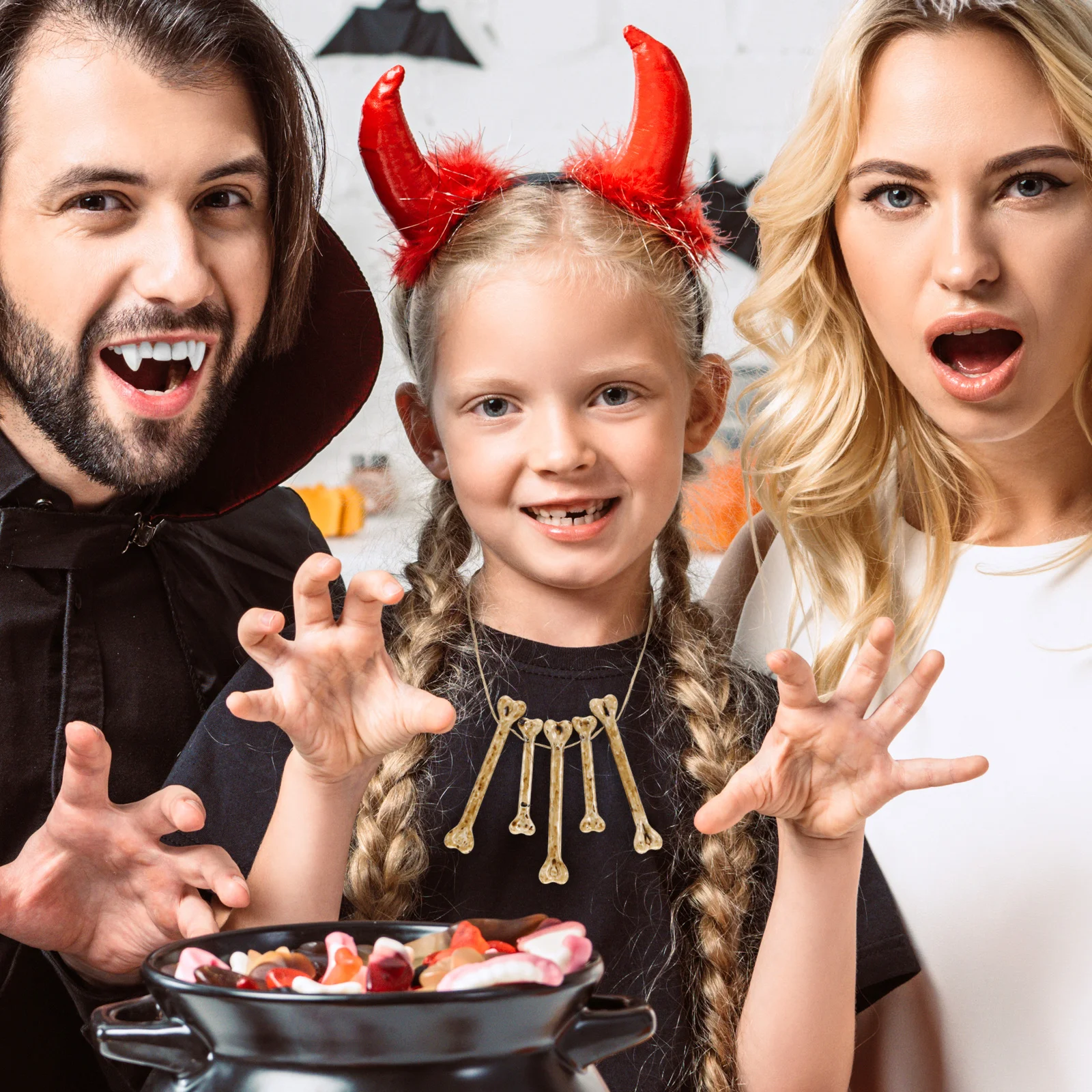 20 قطعة من عظام المزيفة البلاستيكية النابضة بالحياة ديكور عظام الهالوين محاكاة مخيفة دعائم العظام البلاستيكية زينة المزحة لكذبة أبريل