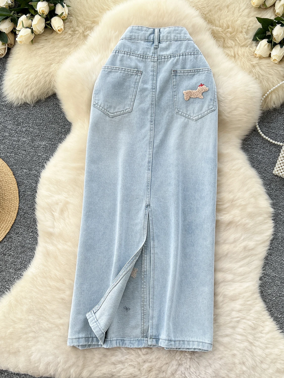 กระโปรงทรงเอเอวสูงปักลาย Ele สำหรับผู้หญิง กระโปรงยีนส์ทรงเข้ารูปสำหรับฤดูร้อน ดีไซน์ลายสุนัขพันธุ์ไส้กรอกสุดเก๋ เหมาะสำหรับใส่ไปทำงาน...