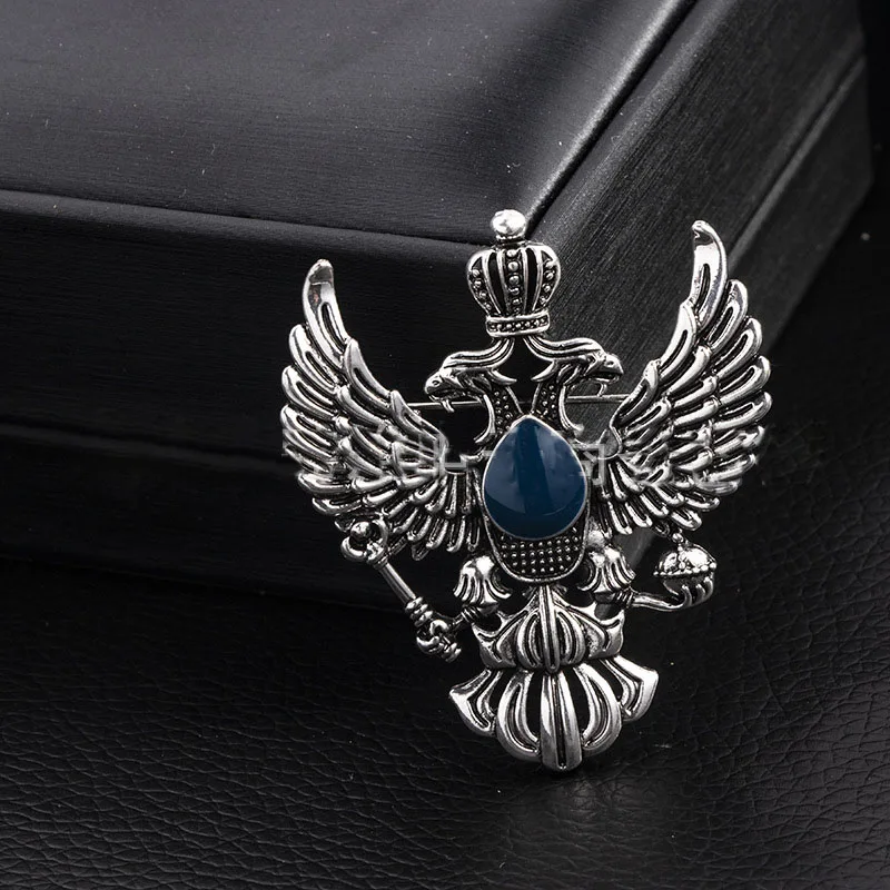 Metal Pins and Brooches Vintage Double-headed Eagle Badge Brooch Punk Crown Suit Lapel Pin Men Accessories High-end Retro Wing