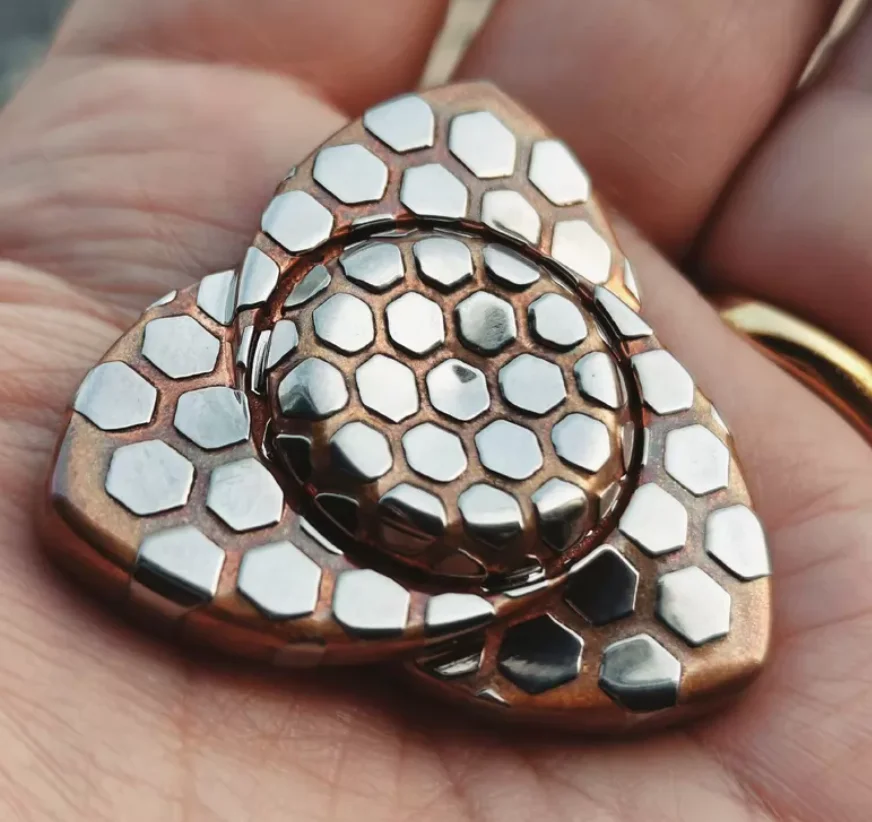 Used EDC KAP rose xl sc  spinner Fingertip gyroscope Decompression toys