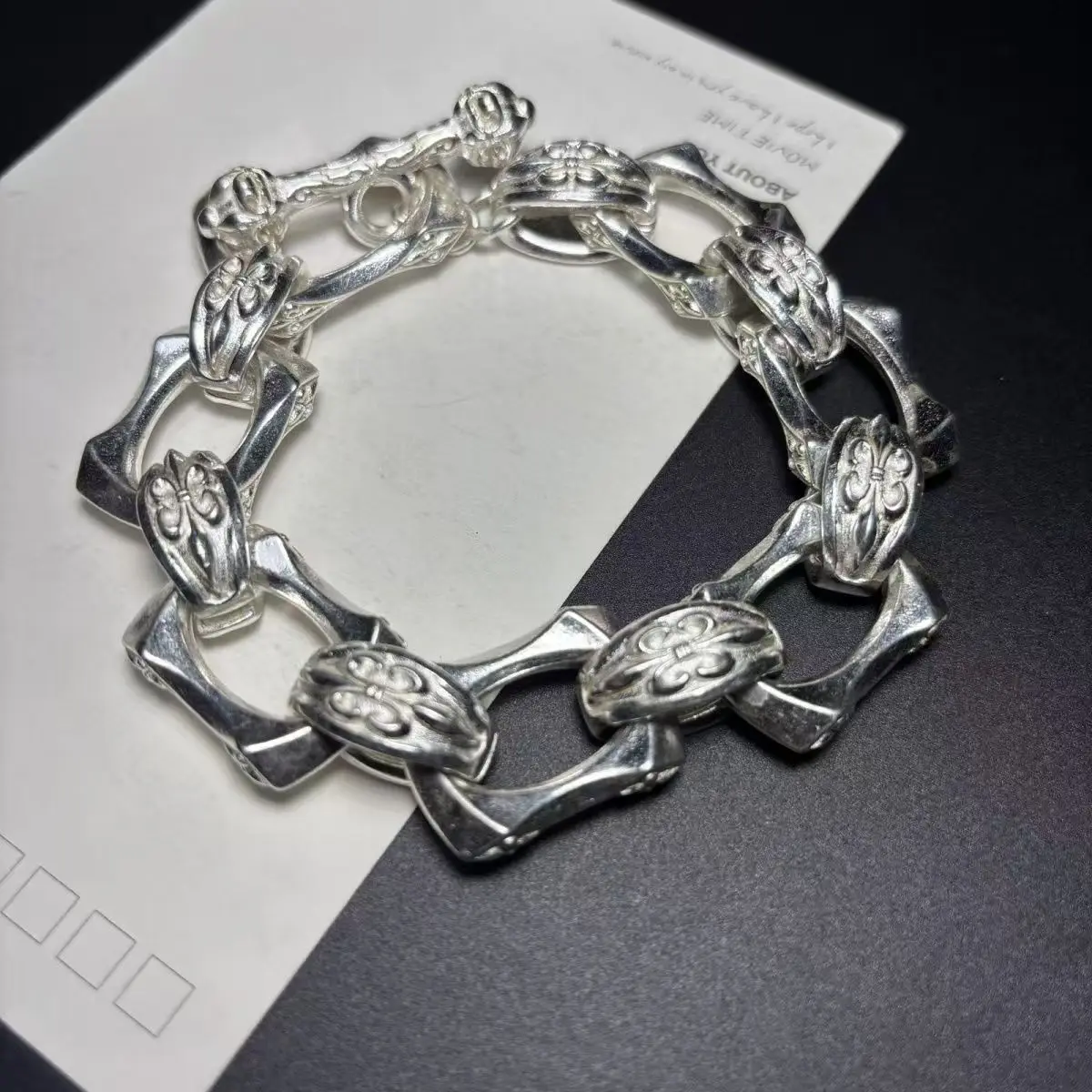 

Hot Selling Vintage Tibetan Silver Classic Bracelet Handmade Trendy Exquisite Gift Bracelet