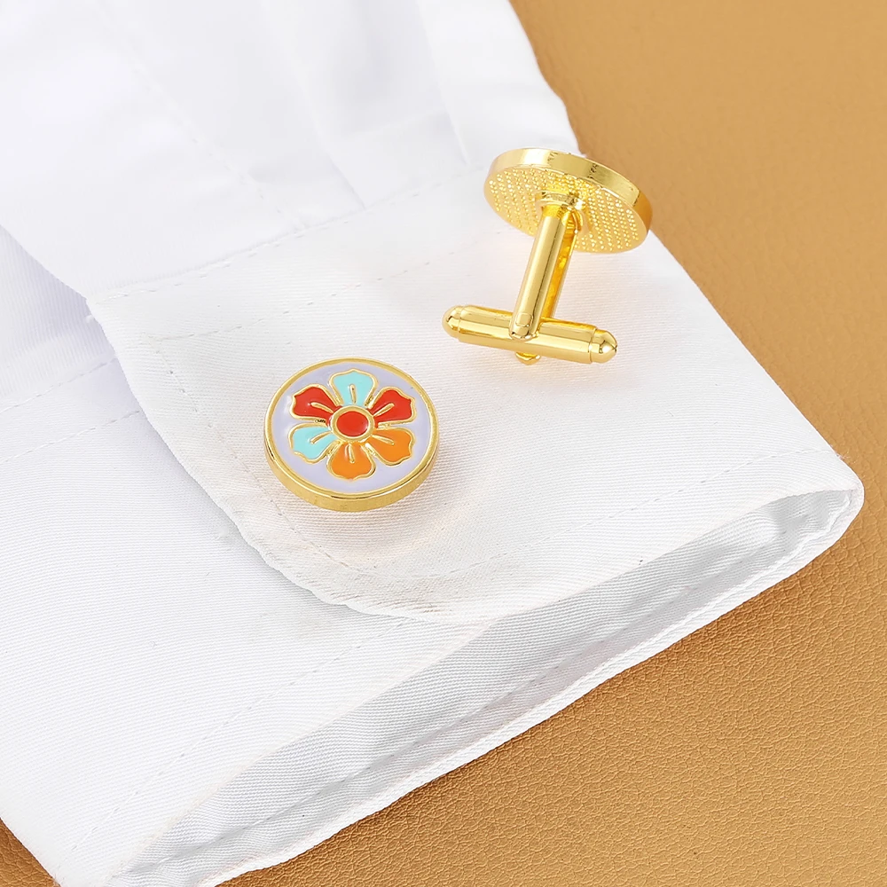 

2 шт., круглые золотые мужские запонки с забавным цветочным узором, дизайн на рукаве с пуговицами для жениха и цветком сливы