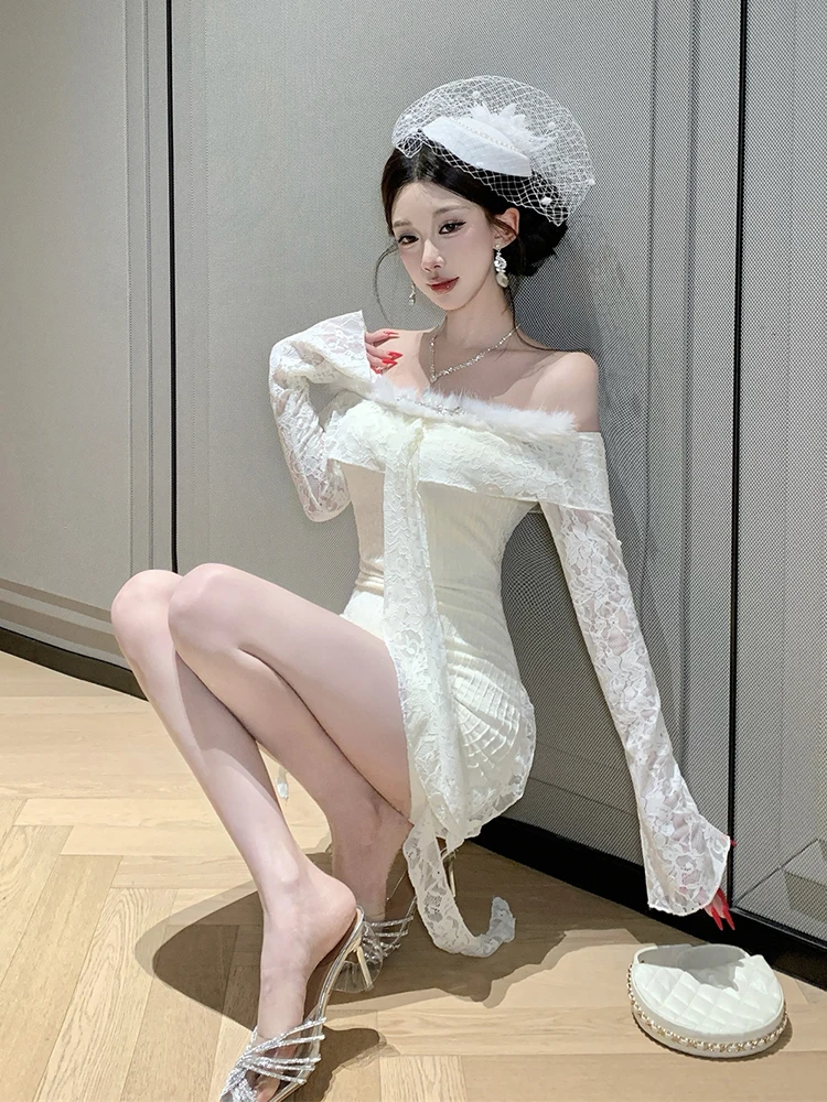 REDDACHiC-minivestido de encaje Floral para mujer, minivestido de fiesta con diamantes, adorno de piel sintética, un hombro acampanado, manga larga, ceñido al cuerpo, ropa Sexy de otoño