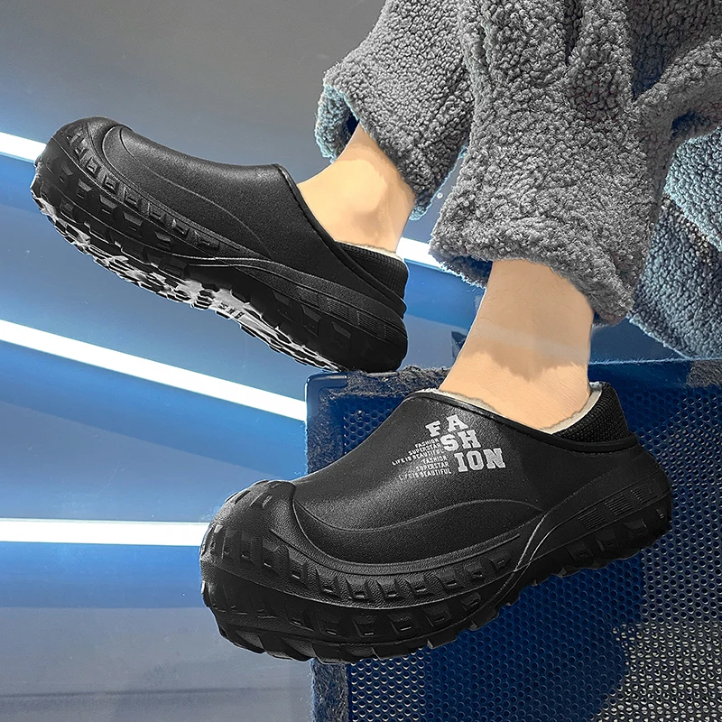 

Новые зимние износостойкие нескользящие удобные модные трендовые бархатные теплые повседневные мужские хлопковые тапочки на толстой подошве