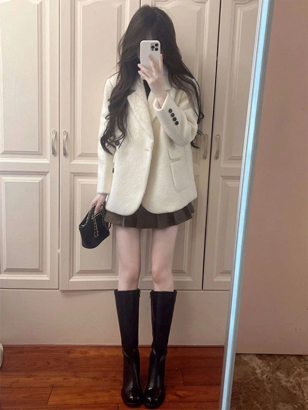 White Woolen Suit Jacket Women's Spring Thickened Version Versatile Short Coat Large Size Commute Style Loose Fit Button Closure