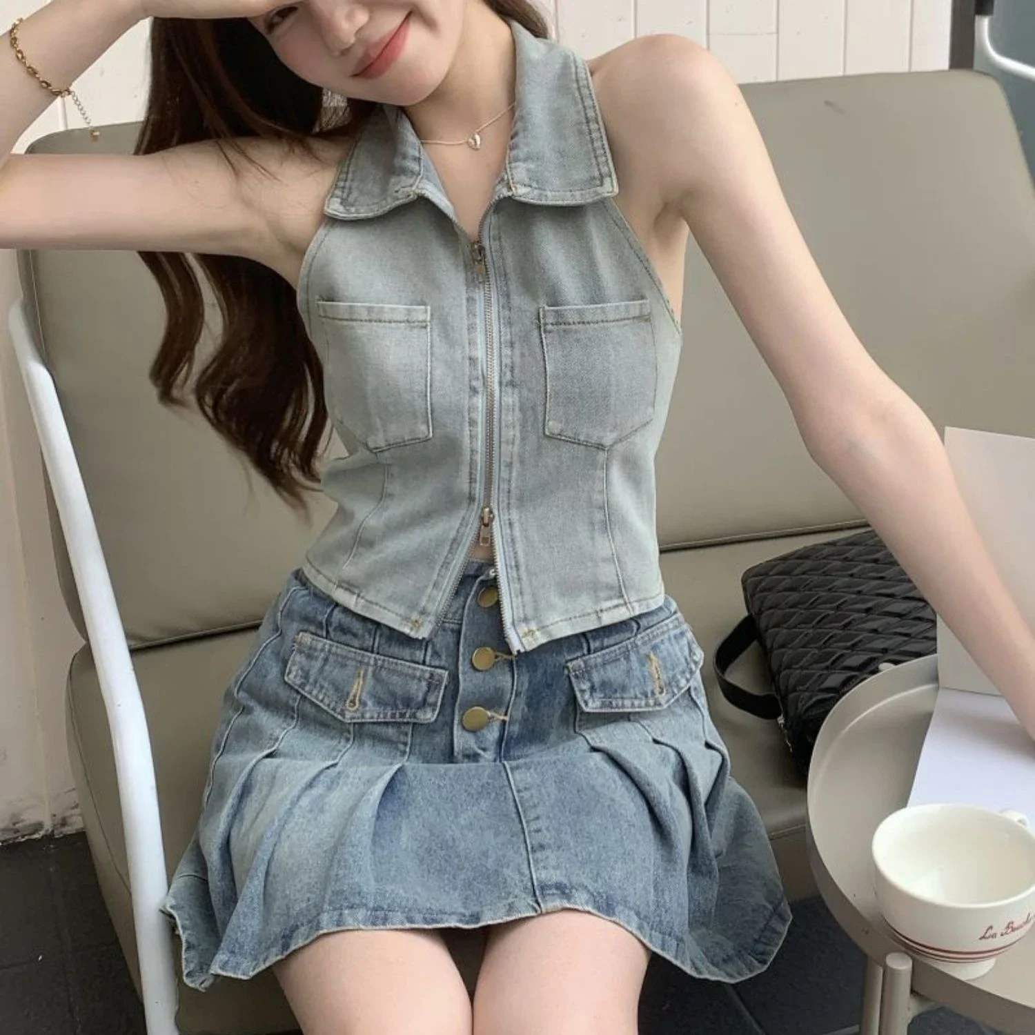 American Retro Denim Vests Women Design Backless Sexy Hot Girls Turn-down Collar Pockets Zipper Halter Short Sleeveless Coats