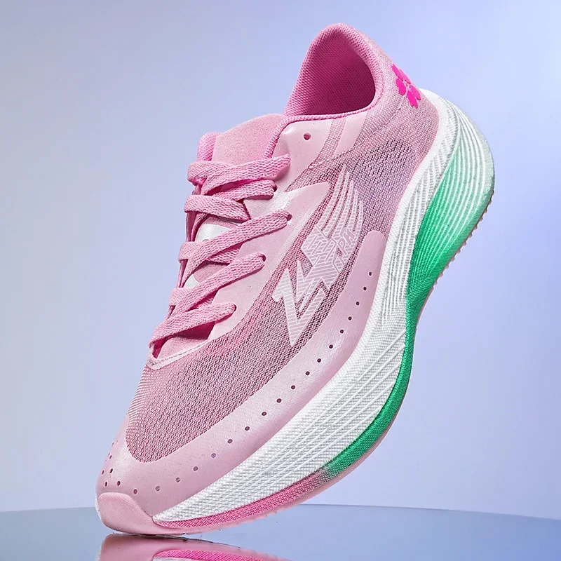 أحذية رياضية عالية الجودة للجنسين جديدة قابلة للتنفس ومضادة للانزلاق وممتصة للصدمات للأطفال في الهواء الطلق من المطاط ومضادة للانزلاق أحذية تدريب رياضية #4