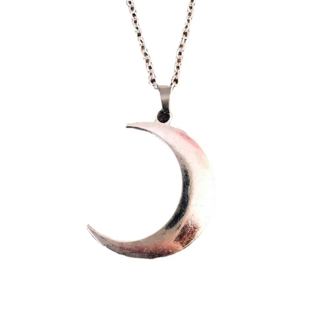 Simple Temperament Sliver Color Glossy Surface Large Crescent Moon Pendant Necklace for Women Men Collar Chain Jewelry Gifts