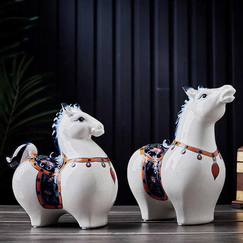 

Blue and White Porcelain Horse Sculpture Crafts Abstract Animal Decor Living Room Bookcase Office Horse Ornament Home Decoration