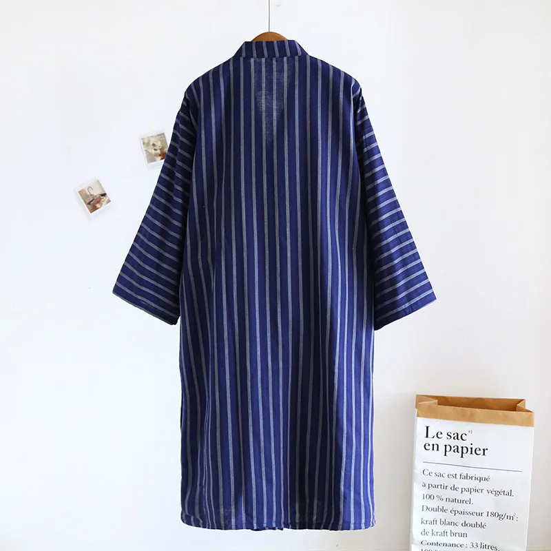 Blau rot gestreifte bedruckte Robe für Männer 100% Baumwolle Kimono Herren Bademantel für Frühling Herbst 100% Baumwolle Long Style Herren Kimono Robe